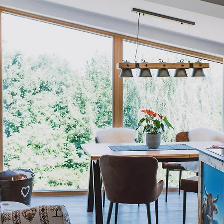 Guggi's Emporeon Allgaeu Appartement *